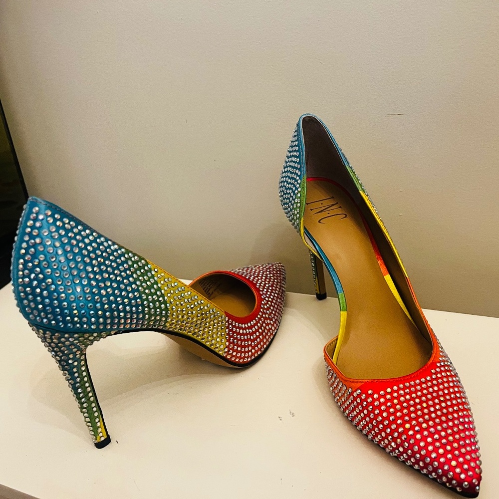 Color, sexy heel